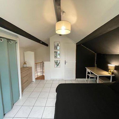 Charmante Maison Mitoyenne Melun Exteriör bild